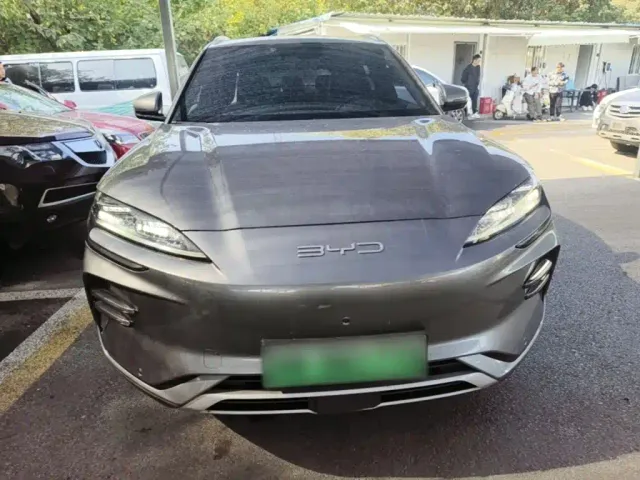 BYD Song PLUS — Фото автомобиля 2