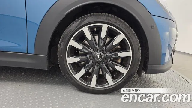MINI Cooper — Фото автомобиля 21