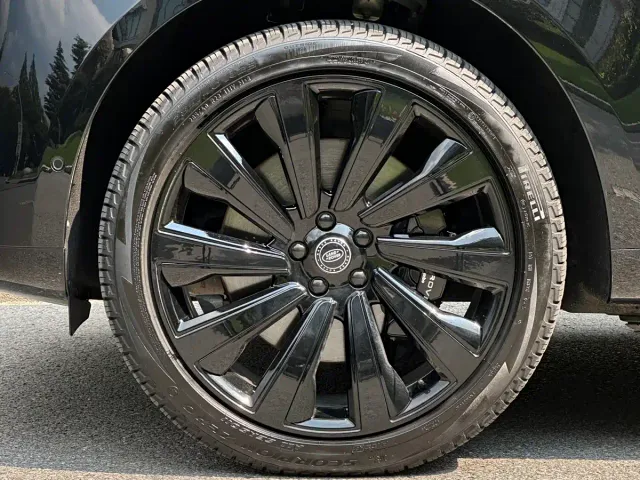 Land Rover Range Rover — Фото автомобиля 8