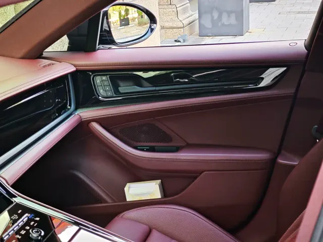 Porsche Panamera — Фото автомобиля 15