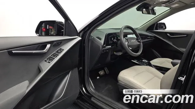 Kia Niro The All New — Фото автомобиля 10