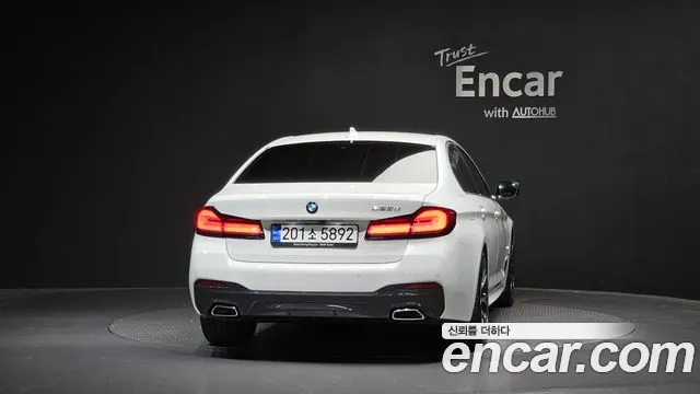 BMW 5 Series G30 — Фото автомобиля 4