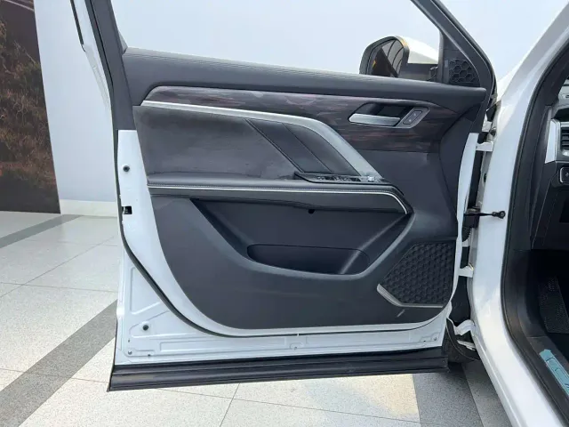 Haval H6 — Фото автомобиля 10