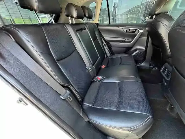 Toyota Wildlander — Фото автомобиля 11