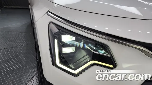 Kia Niro The All New Niro Signature — Фото автомобиля 22