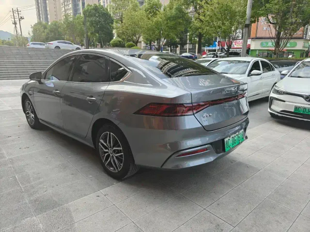 BYD Qin PLUS — Фото автомобиля 5