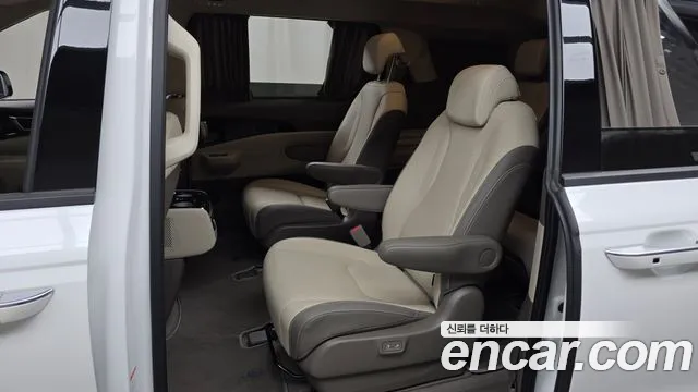 Kia Canival Новый Carnival 4 поколение Бензин 9 мест Hi-Limousine — Фото автомобиля 11
