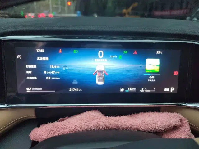 Geely Boyue L — Фото автомобиля 12