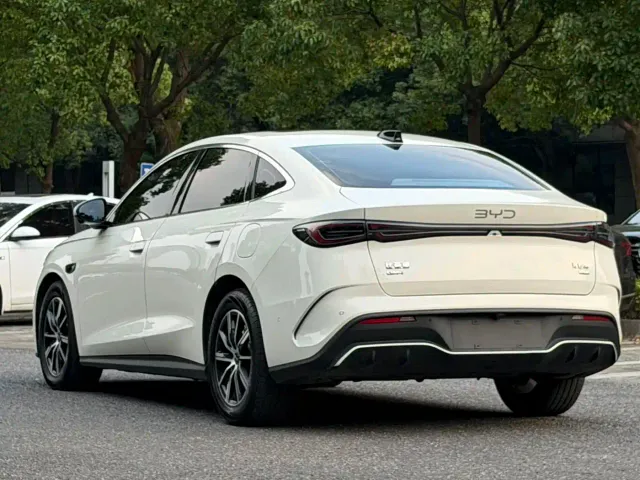 BYD Seal 06 — Фото автомобиля 7