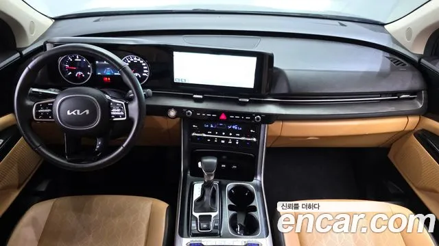 Kia Carnival Generation 4 — Фото автомобиля 7