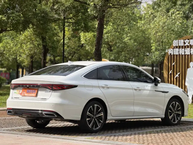 Chery Arrizo 8 PRO — Фото автомобиля 6