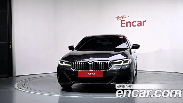 BMW 5 Series G30 — Фото автомобиля 3