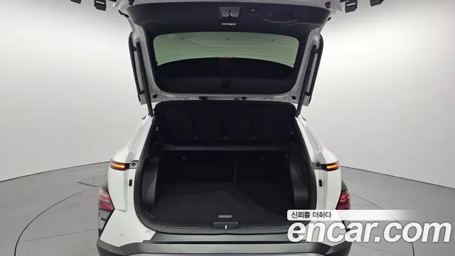 Hyundai Kona SX2 — Фото автомобиля 20