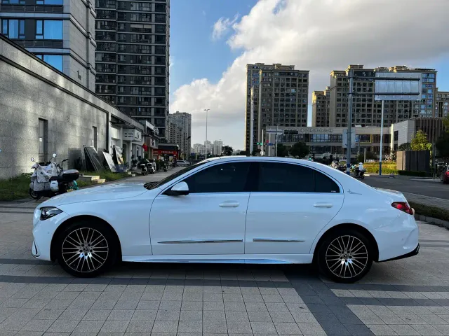 Mercedes-Benz C-Class — Фото автомобиля 17