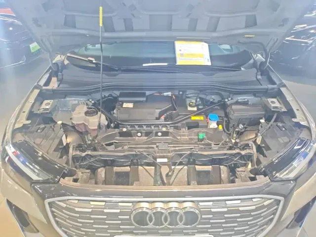 Audi Q4 e-tron — Фото автомобиля 19