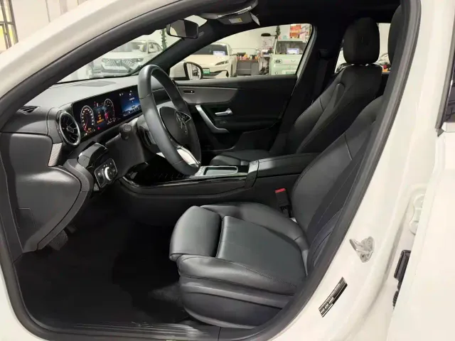 Mercedes-Benz A-Class — Фото автомобиля 12