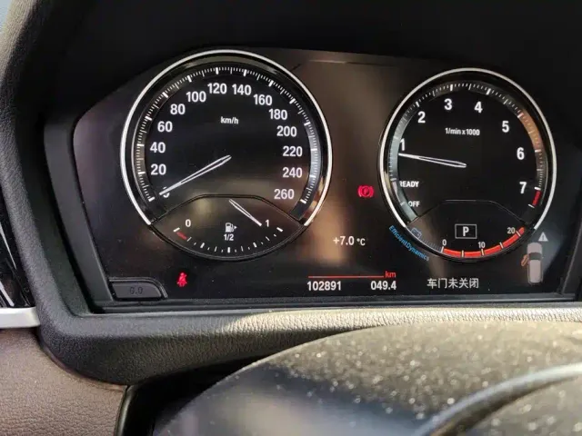 BMW X1 — Фото автомобиля 14