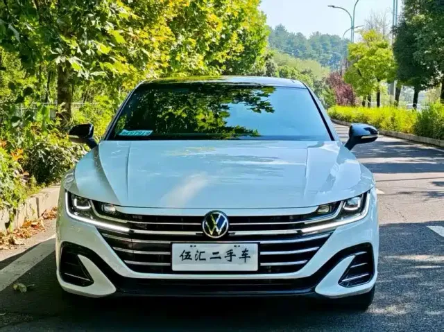 Volkswagen CC — Фото автомобиля 2