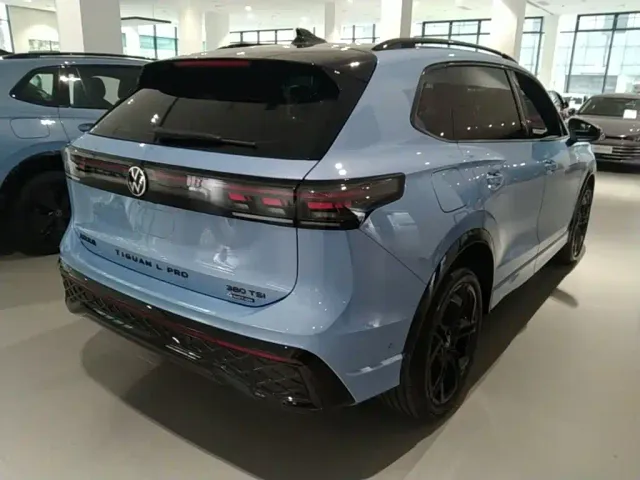 Volkswagen Tiguan L — Фото автомобиля 6