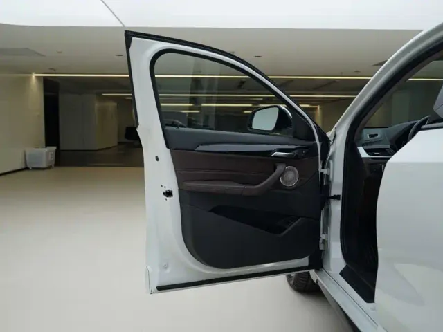 BMW X2 — Фото автомобиля 16