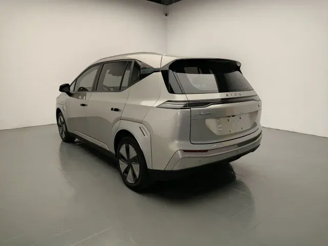 GAC Aion Y — Фото автомобиля 5