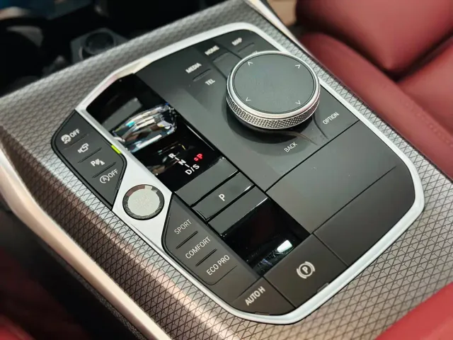 BMW 3 Series — Фото автомобиля 12
