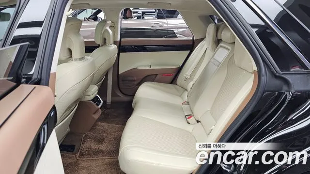 Hyundai Grandeur GN7 — Фото автомобиля 16