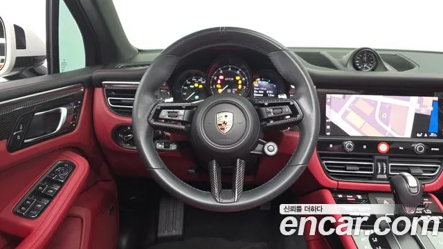Porsche Macan — Фото автомобиля 12