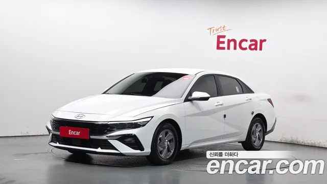 Фотография автомобиля — Hyundai Avante CN7
