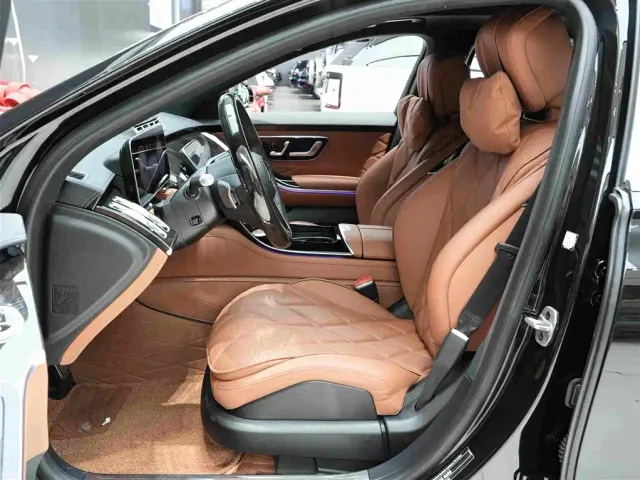 Mercedes-Benz Maybach S-Class — Фото автомобиля 11