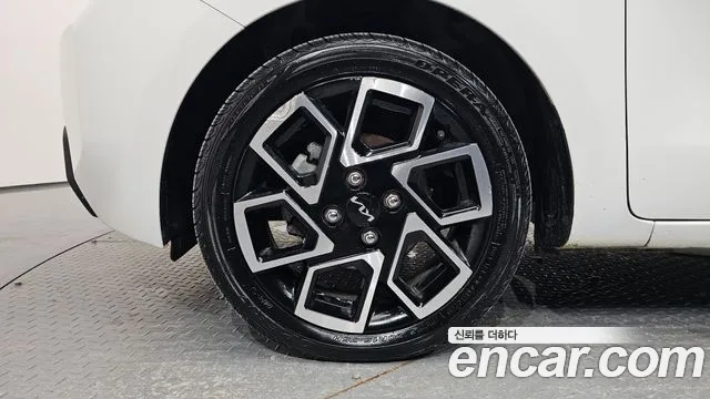 Kia RAY Новый Kia Ray Signature — Фото автомобиля 5