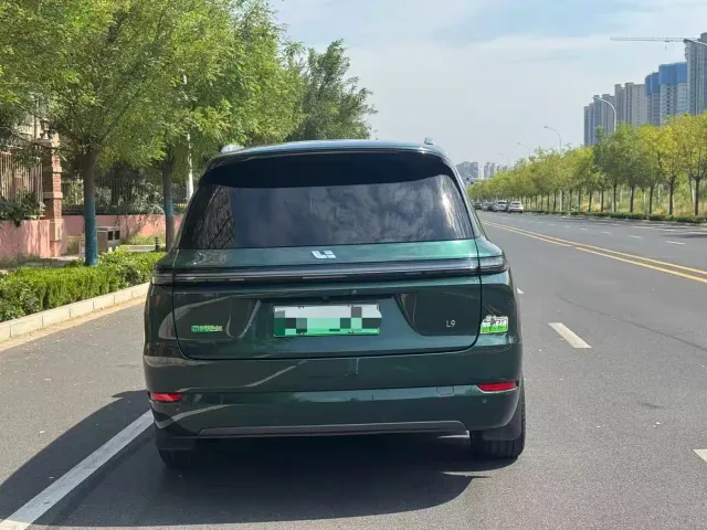 Li Auto Li Xiang L9 2022 Max — Фото автомобиля 19