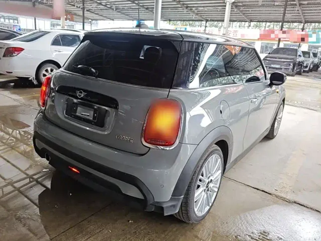 MINI Hatch — Фото автомобиля 4
