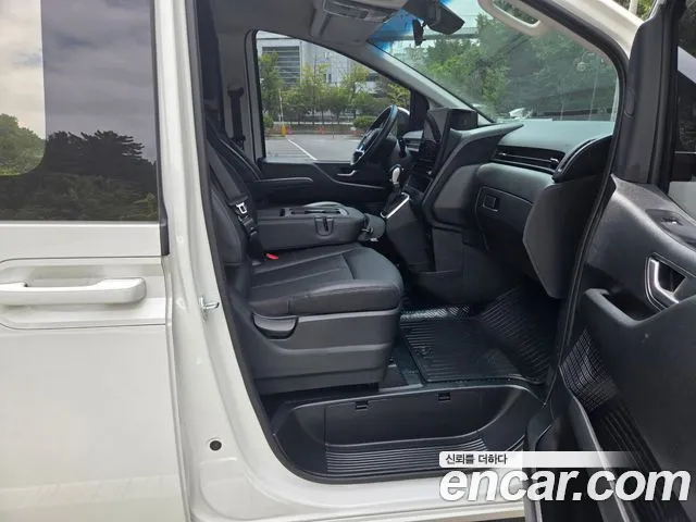 Hyundai Staria Staria L3.5 Карго 3 места — Фото автомобиля 13