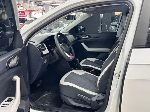 Volkswagen Tharu — Фото автомобиля 9