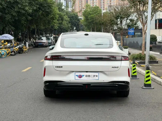 Changan Qiyuan A06 — Фото автомобиля 5
