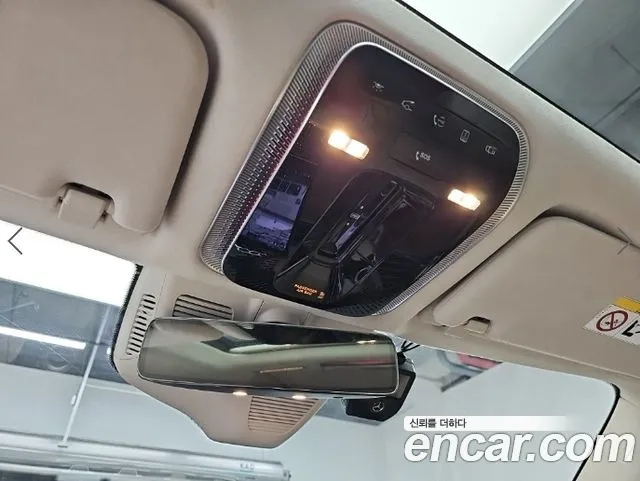 Mercedes-Benz S-Class — Фото автомобиля 18