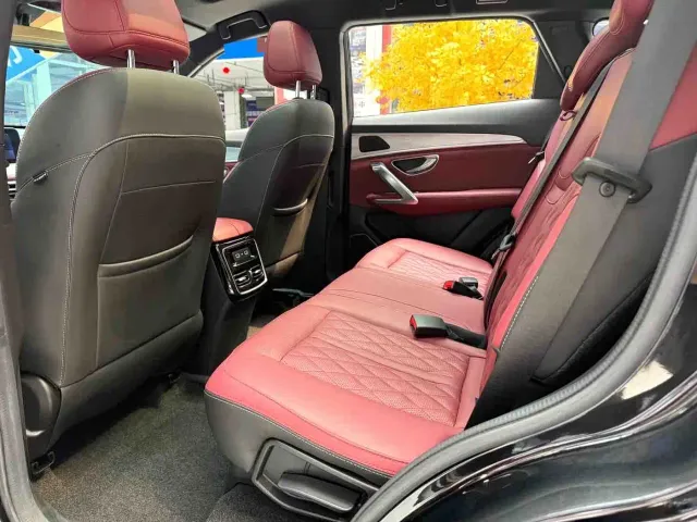 Jetour X70 Plus — Фото автомобиля 8