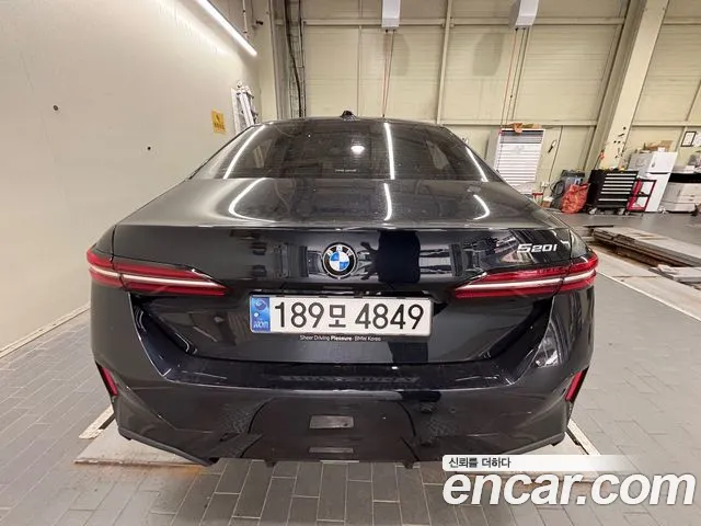 BMW 5 Series G60 — Фото автомобиля 2