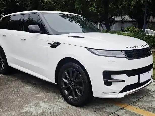 Land Rover Range Rover Sport — Фото автомобиля 4