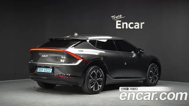 Kia EV6 — Фото автомобиля 2