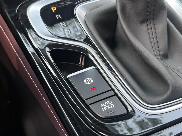 GAC Trumpchi M6 — Фото автомобиля 23