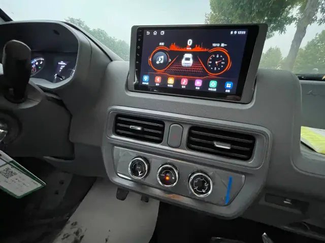 Wuling Yangguang — Фото автомобиля 18