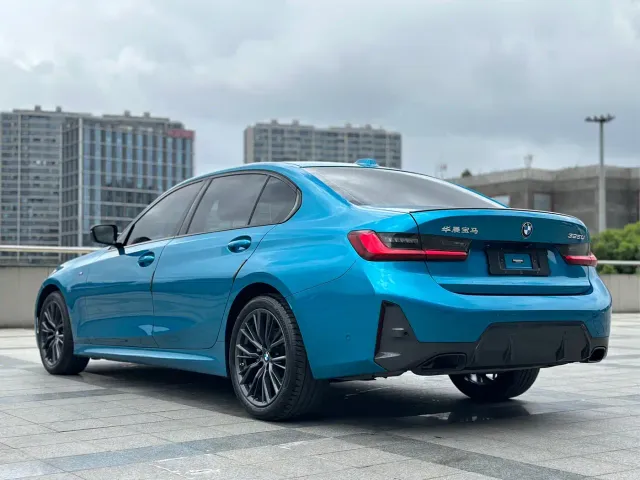 BMW 3 Series — Фото автомобиля 23