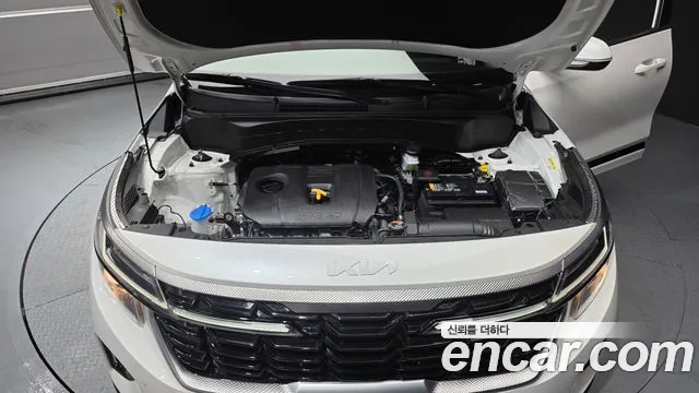 Kia Seltos Новый Seltos Бензин 2.0 2WD — Фото автомобиля 5