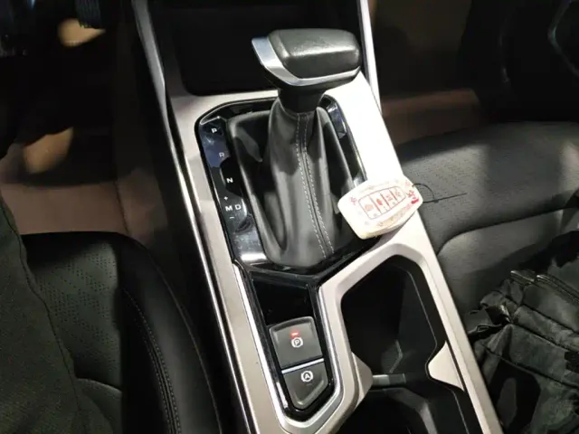 Geely Emgrand — Фото автомобиля 13