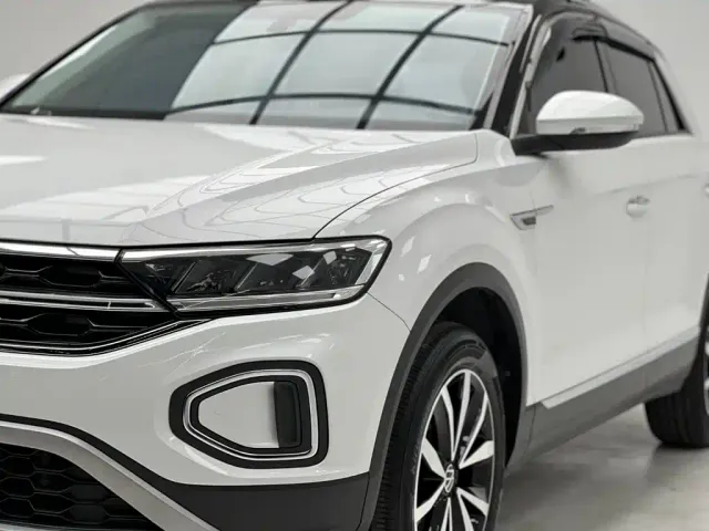 Volkswagen T-Roc — Фото автомобиля 7