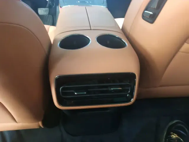 Geely Galaxy Xingyao 8 — Фото автомобиля 12