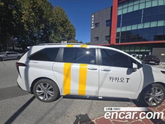 Toyota Sienna 4th Gen — Фото автомобиля 4