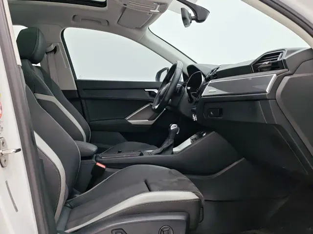Audi Q3 — Фото автомобиля 9